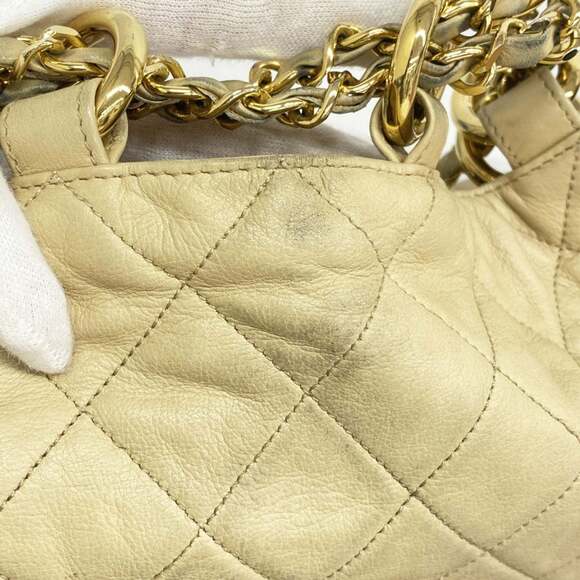 CHANEL Cream Lambskin Leather Shoulder Bag - Picture 9 of 14